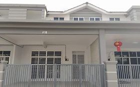 Afiyah Guesthouse